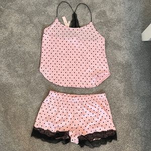 Victoria’s Secret Lace Cami Pajama Set - M